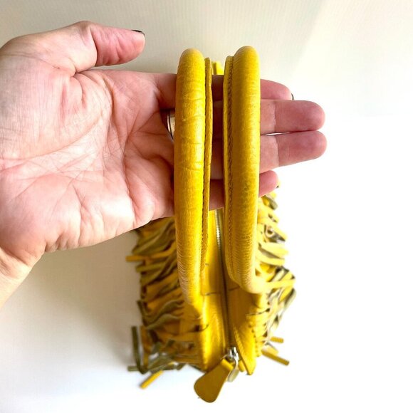 Alberta Di Canio Fringe Shoulder Bag Pebbled Leather Yellow Boho Western Hippie - Picture 6 of 16